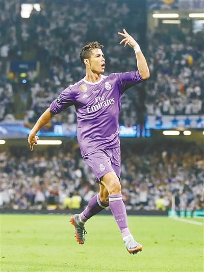 坚实关系的 坚实关系的